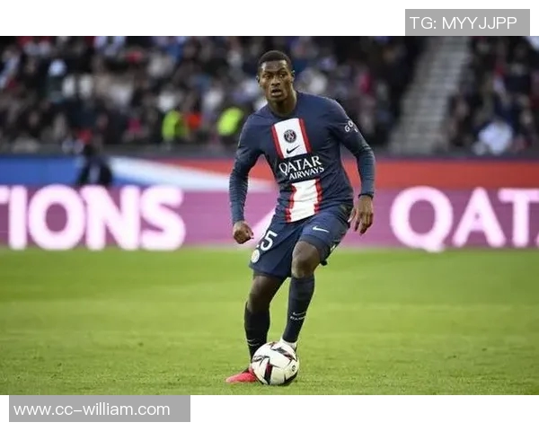 努诺门德斯伤愈复出巴黎官方发布训练照片展现积极状态