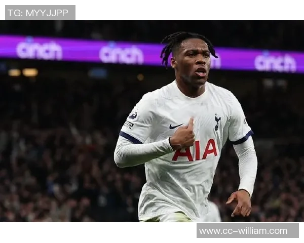 乌多吉回忆被持枪威胁经历热刺夺欧联杯如梦初醒的感受