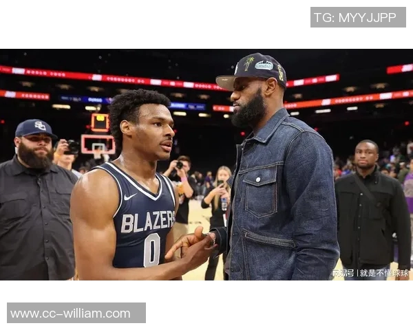 夸梅质疑对布朗尼的赞誉与对本内特威少的批评为何存在双重标准